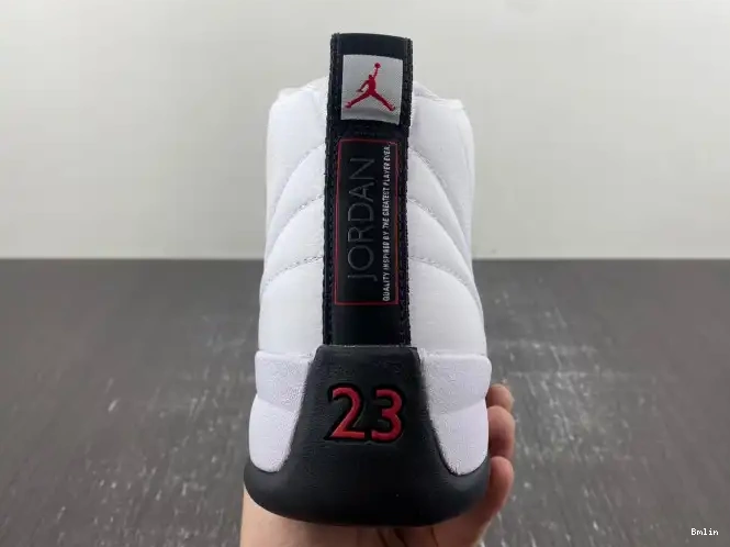 Boostmaster lin 12 Red Jordan CT8013-162 Air Taxi 0520